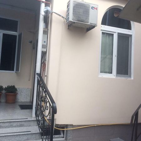 Batumi Guesthouse 28A Eksteriør billede