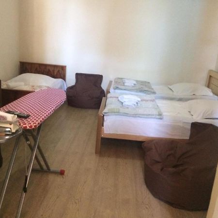 Batumi Guesthouse 28A Eksteriør billede