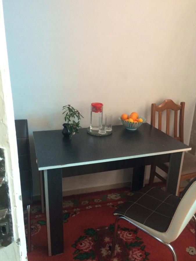 Batumi Guesthouse 28A Eksteriør billede